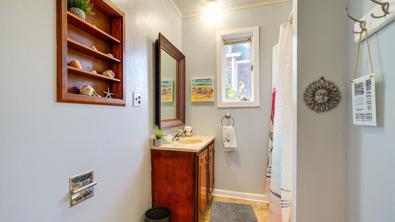 Photo of Bathroom in Brigands' Bay