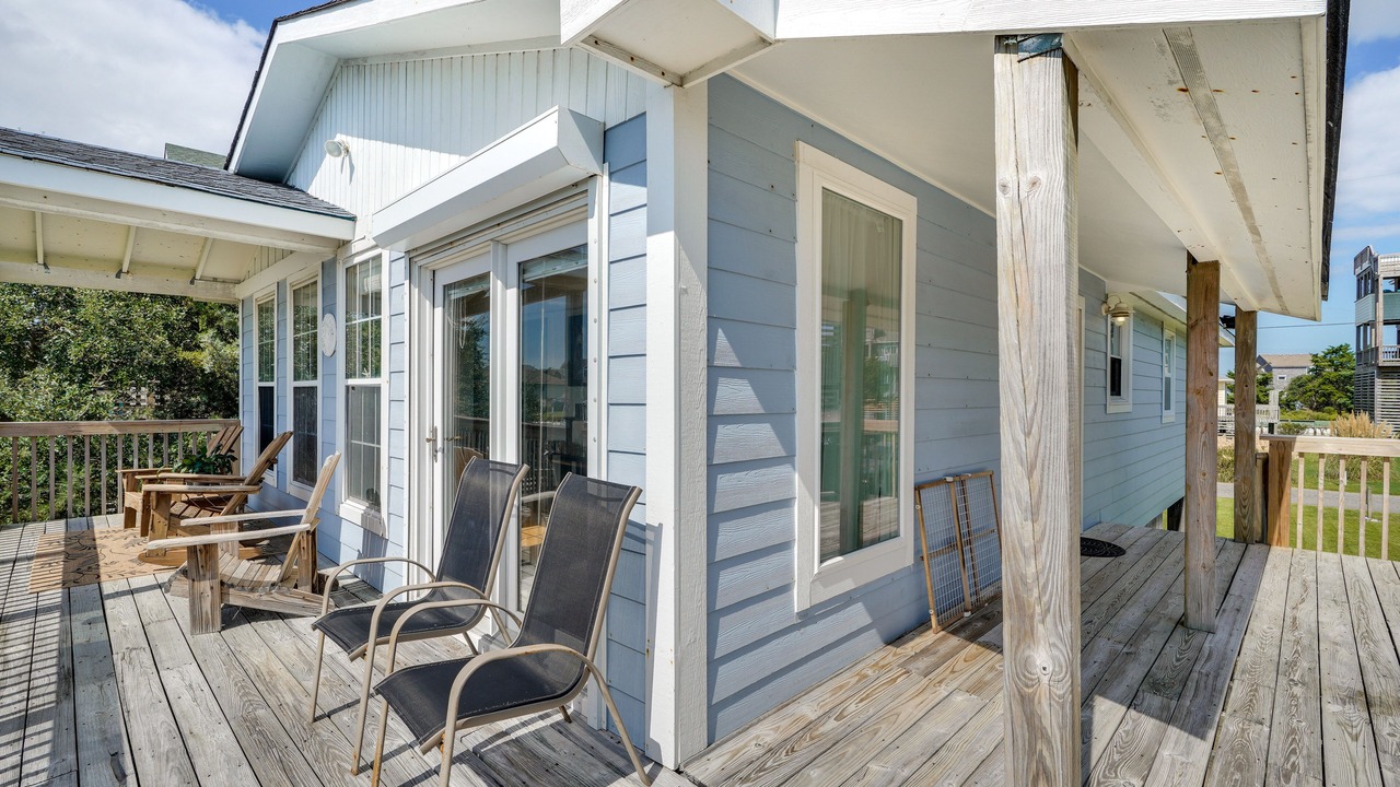 Photo of Patio Balcony in Brigands' Bay