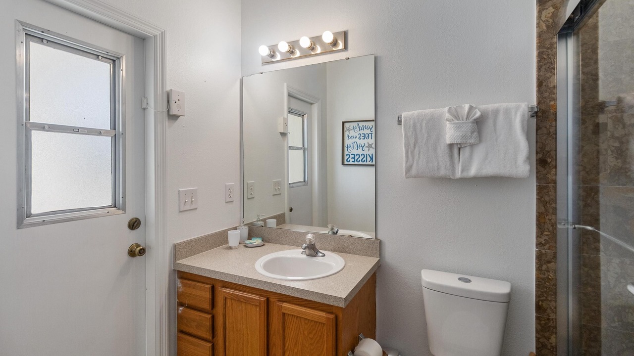 Photo of Bathroom in Sunset Ridge