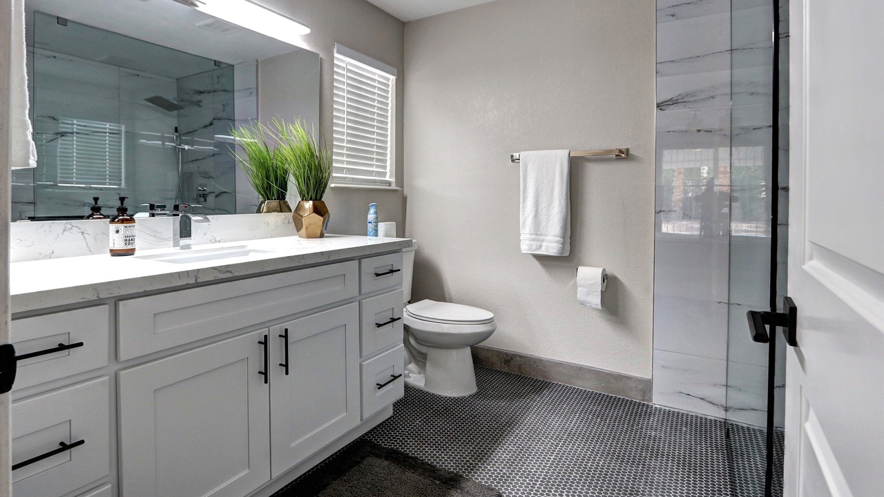 Photo of Bathroom in Green Valley