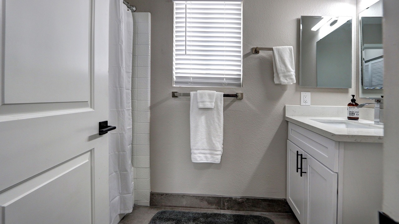 Photo of Bathroom in Green Valley