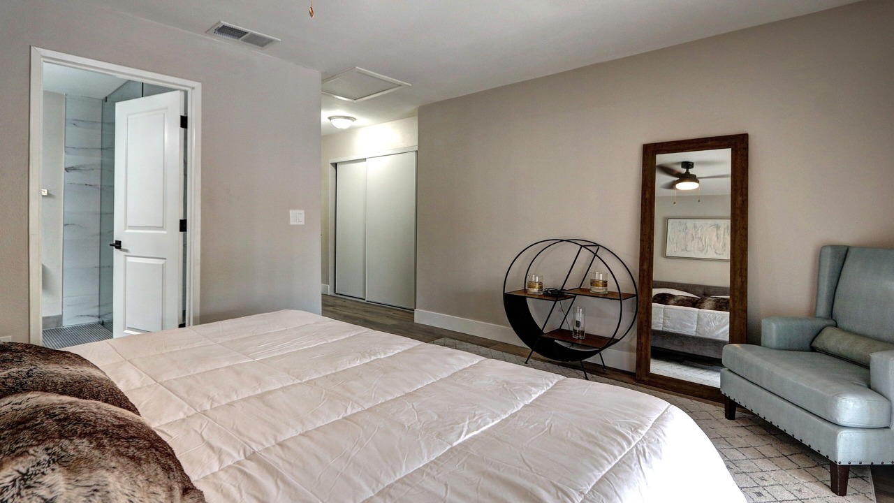 Photo of Bedroom in Green Valley
