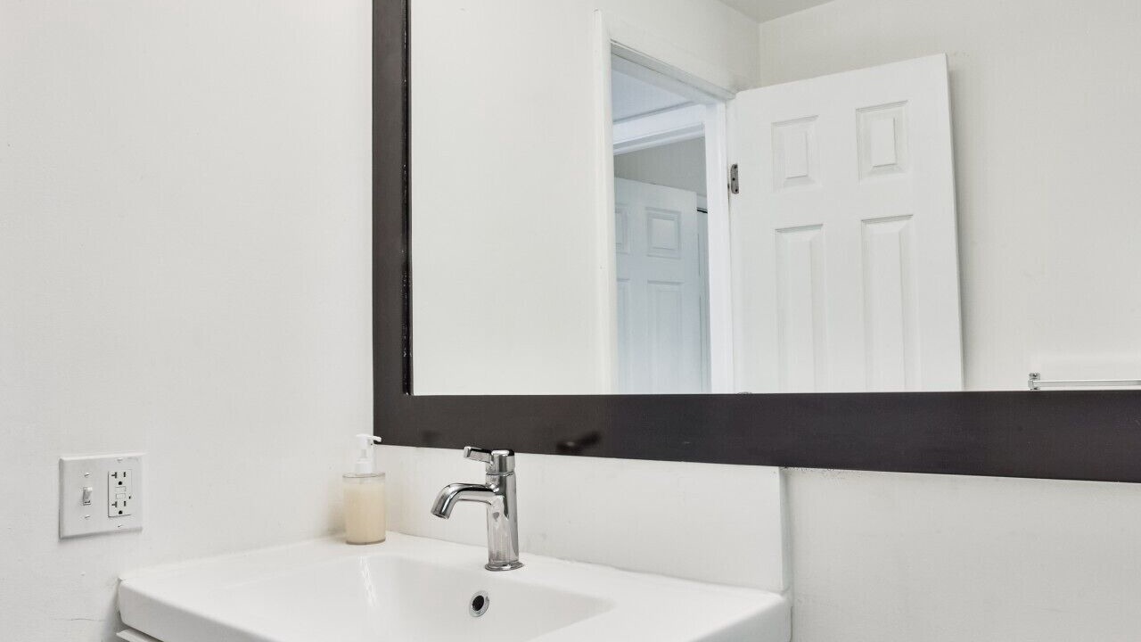 Photo of Bedroom in Bay Harbor Islands