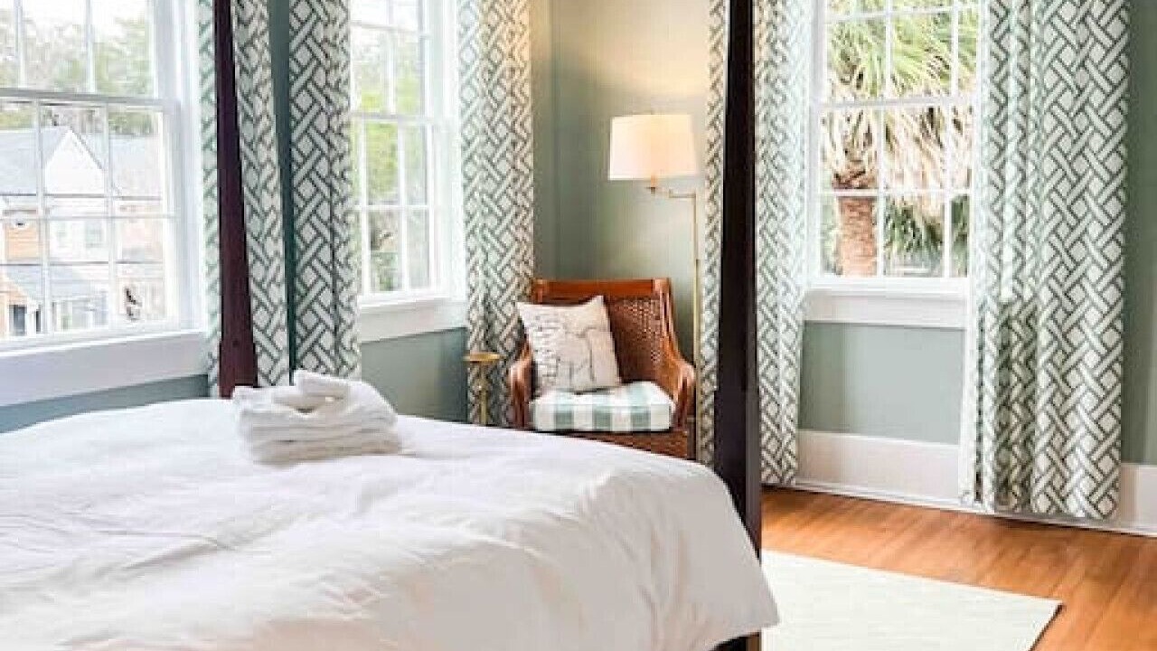 Photo of Bedroom in Historic District