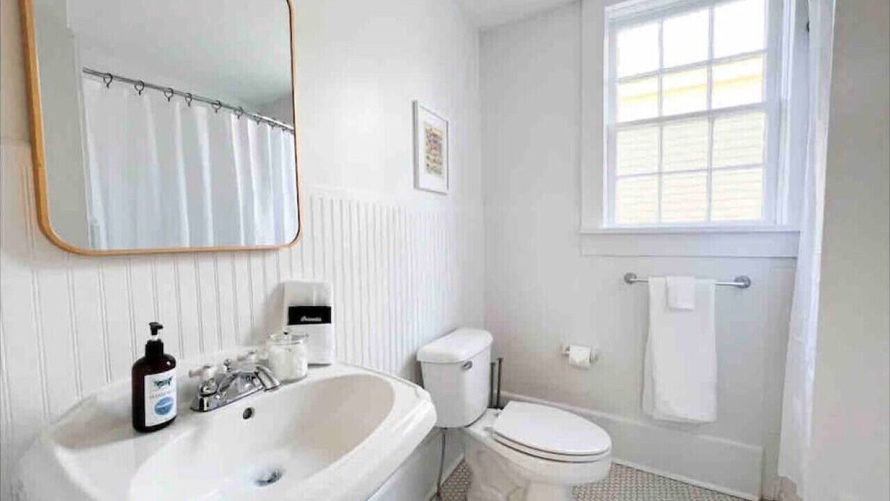 Photo of Bathroom in Historic District