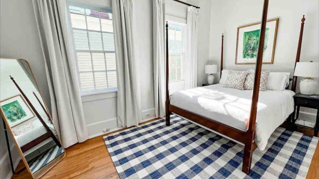 Photo of Bedroom in Historic District