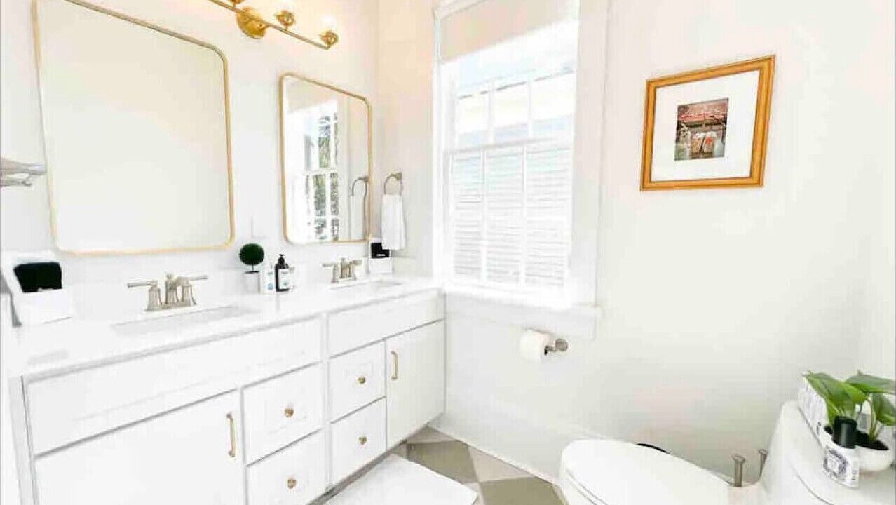 Photo of Bathroom in Historic District