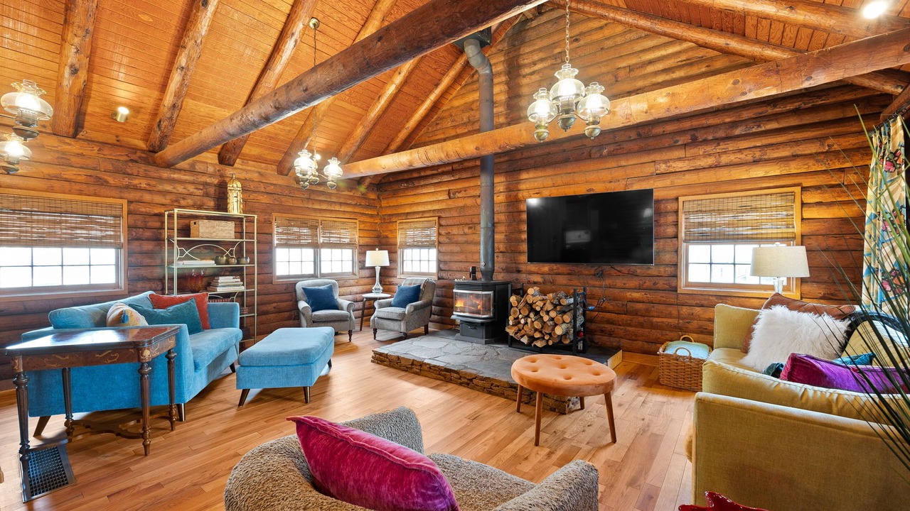 Photo of Livingroom in Gainesville