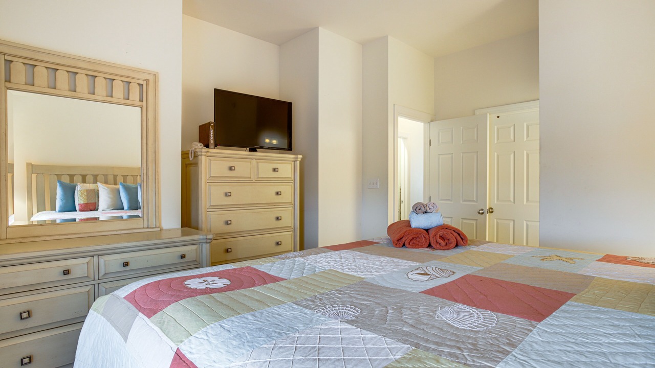 Photo of Bedroom in Villages of Five Points