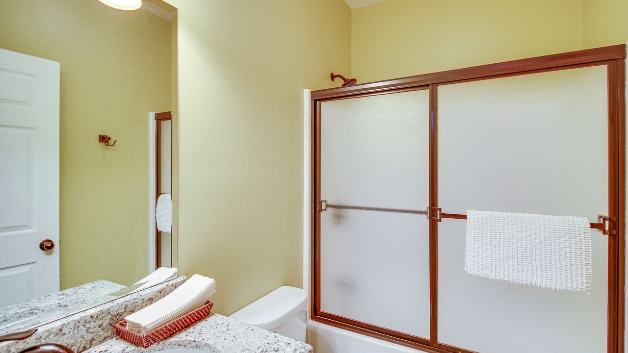 Photo of Bathroom in Whitestone