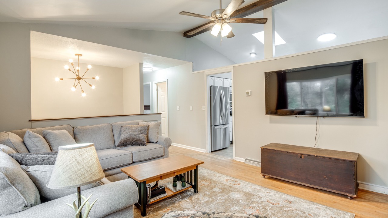 Photo of Livingroom in Fletcher