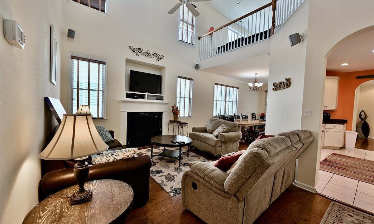 Photo of Livingroom in The Commons