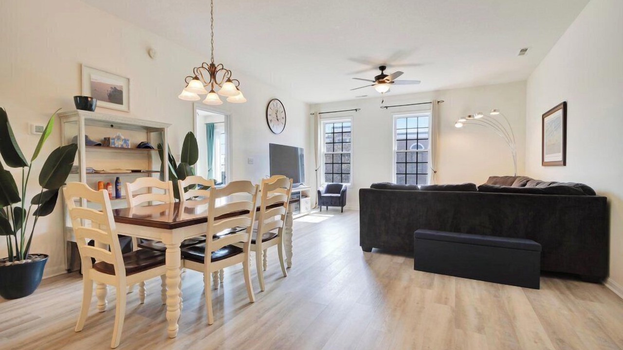 Photo of Livingroom in Villages of Five Points