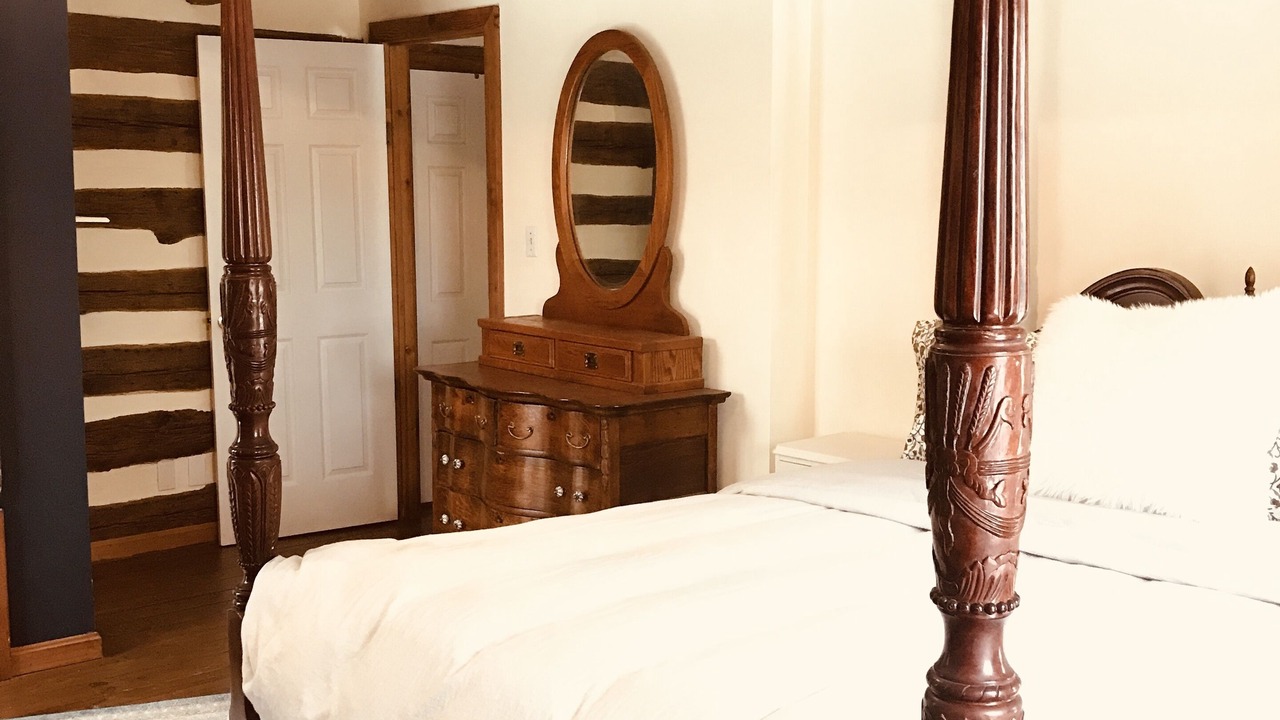 Photo of Bedroom in Rocky Ridge
