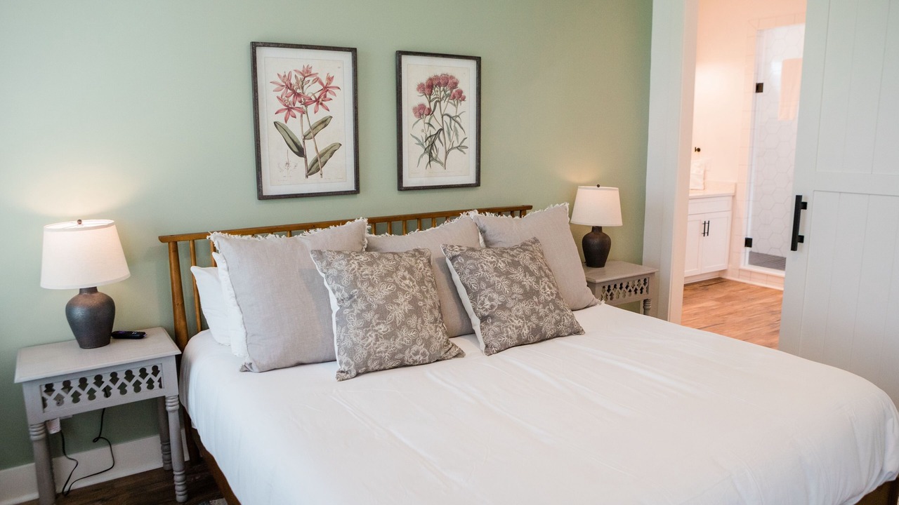 Photo of Bedroom in Cleveland