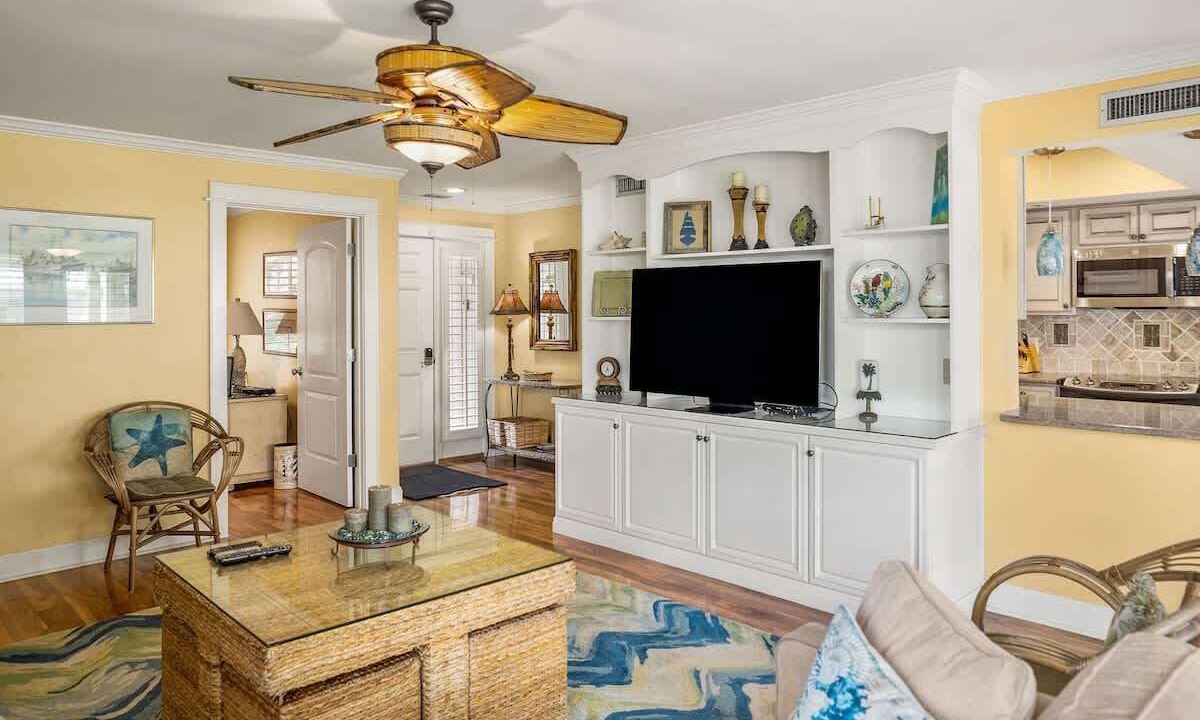 Photo of Livingroom in Saint Helena Island