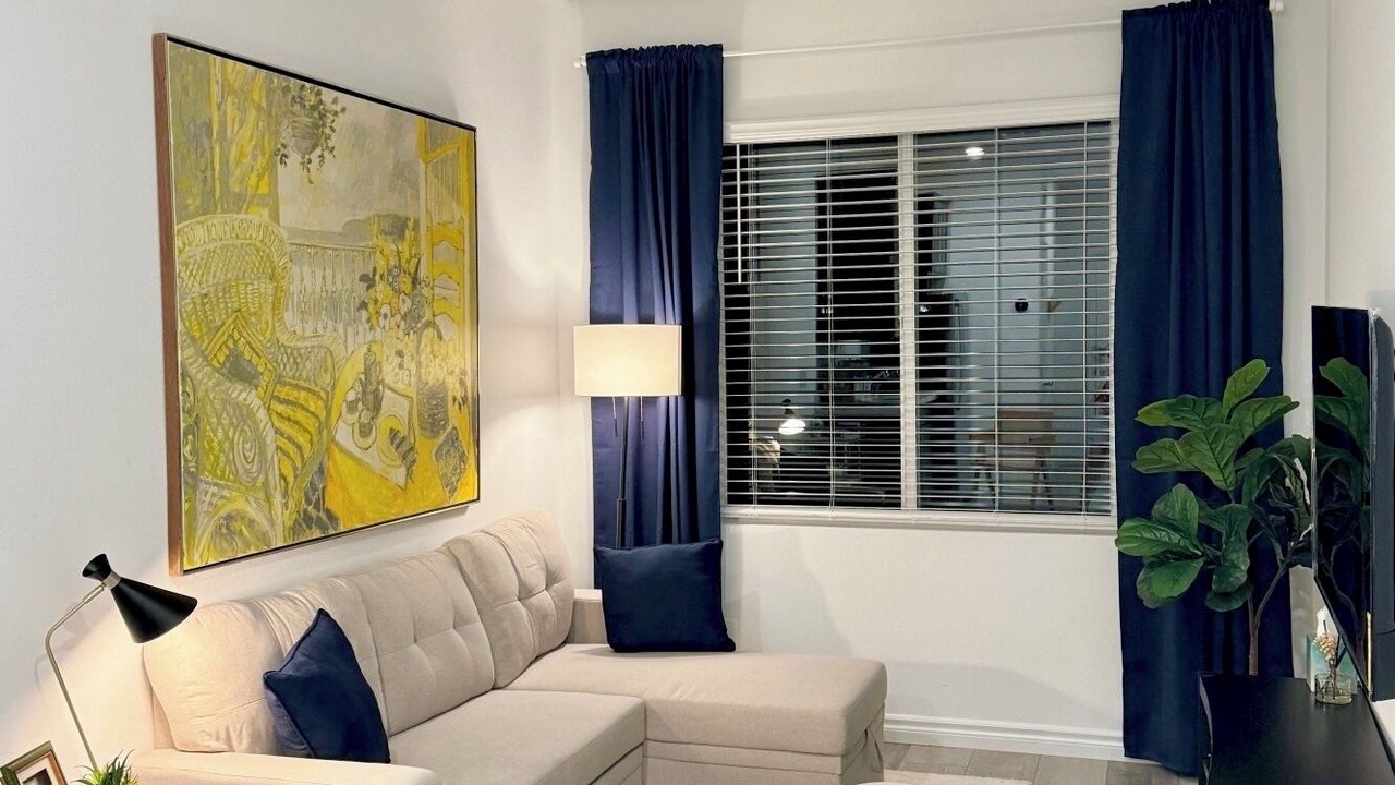 Photo of Livingroom in Spring Valley