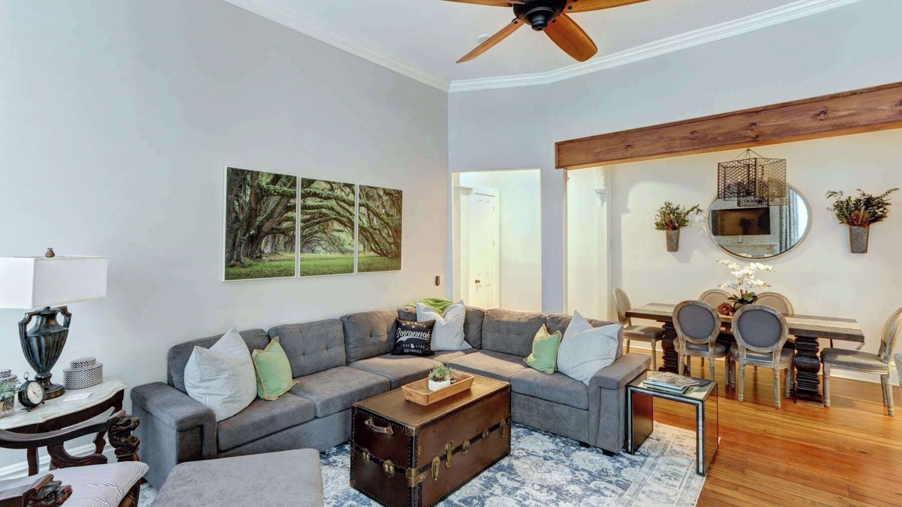 Photo of Livingroom in Historic Downtown Savannah
