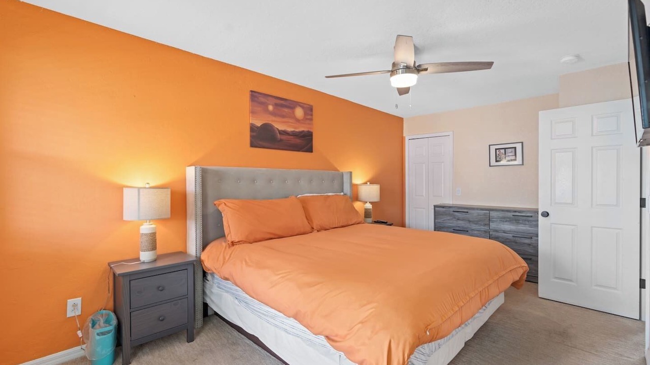 Photo of Bedroom in Regal Palms
