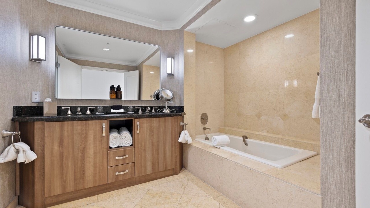 Photo of Bathroom in Central Beach