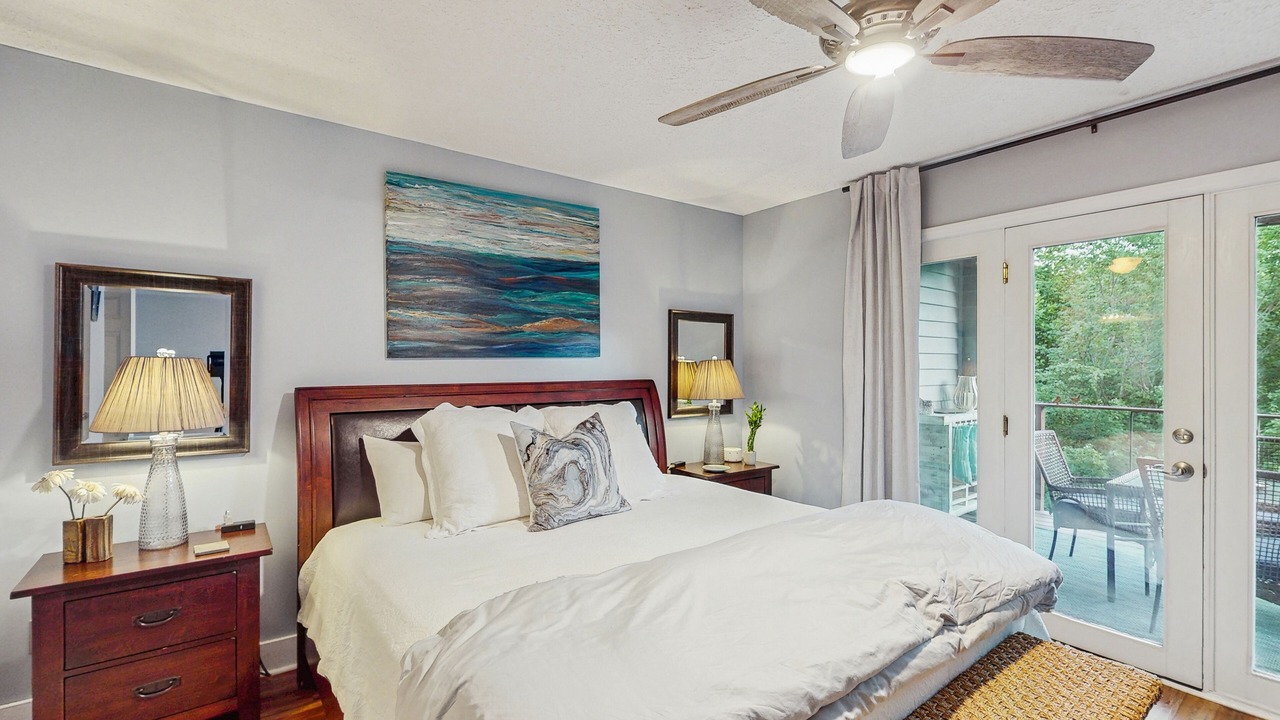 Photo of Bedroom in Seven Devils
