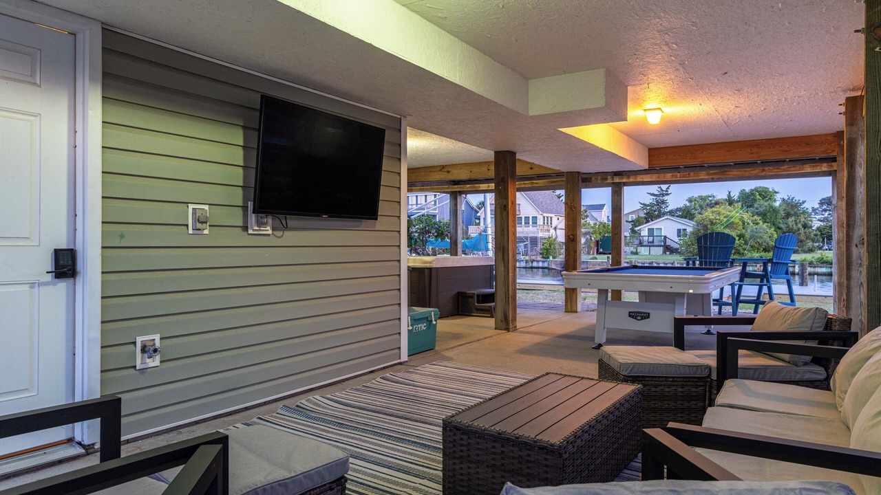 Photo of Livingroom in Colington Harbour