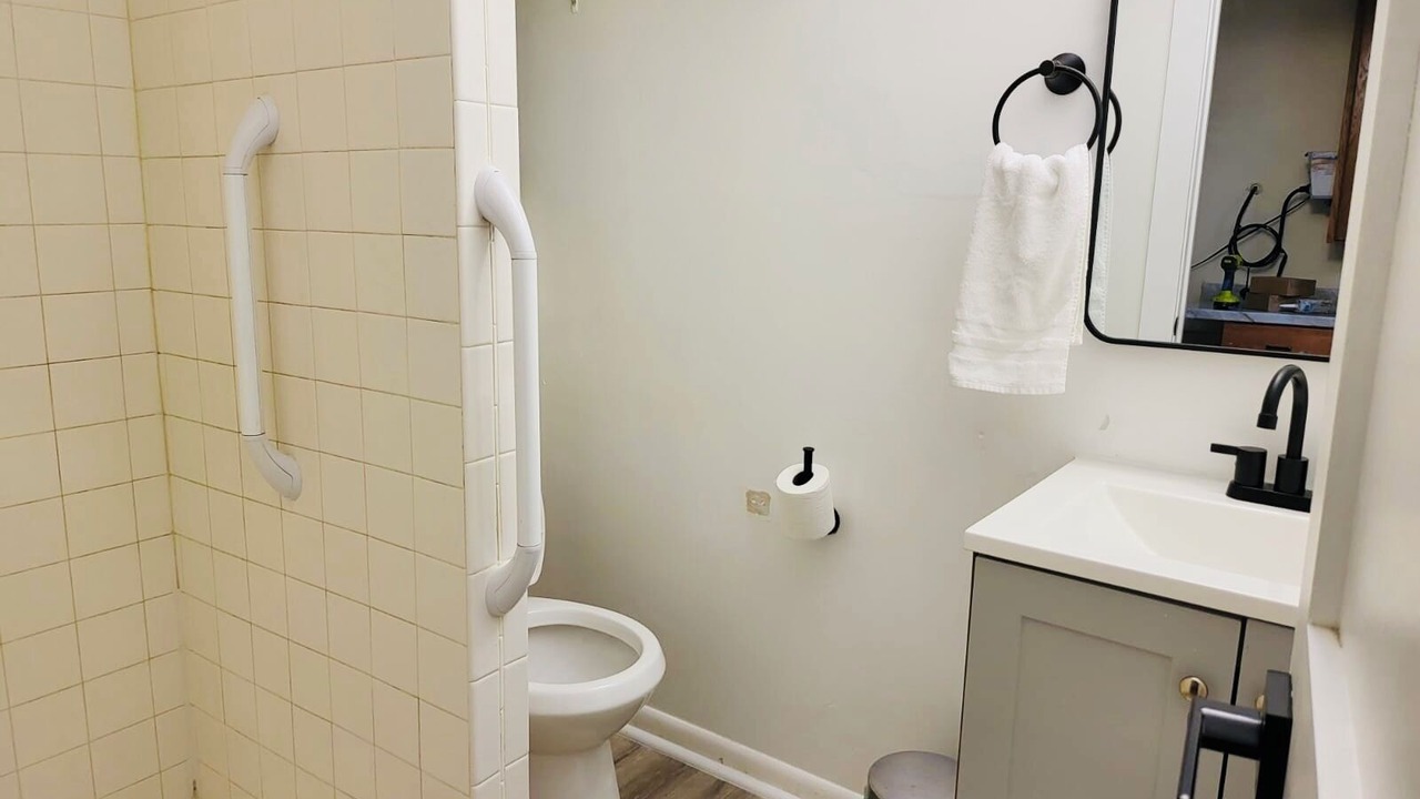 Photo of Bathroom in Oxon Hill