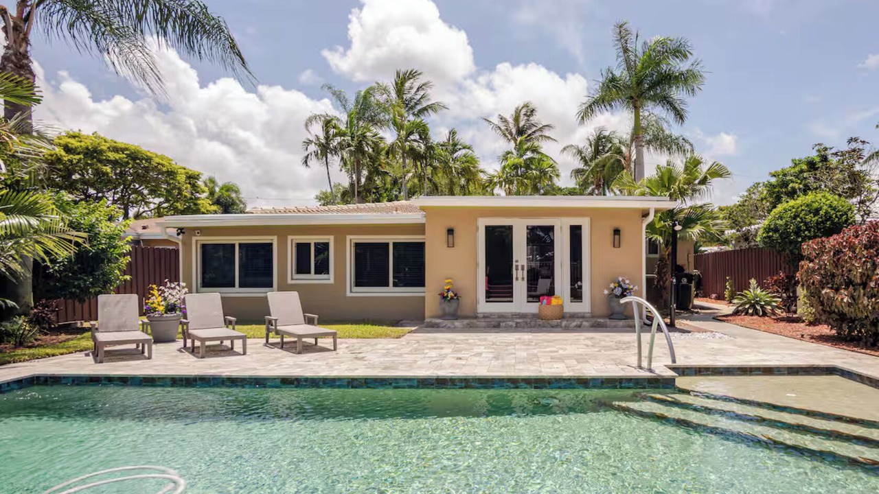 Photo of Outdoor in Poinsettia Heights