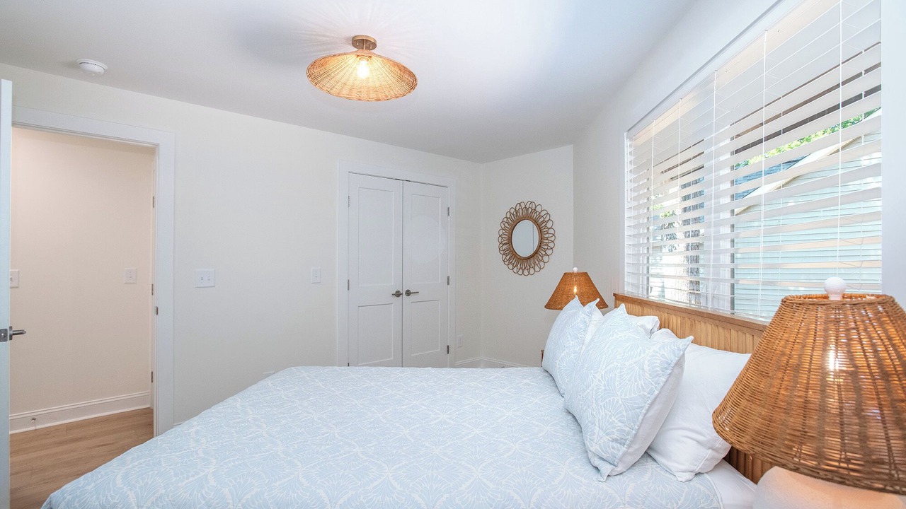 Photo of Bedroom in Pine Knoll Shores