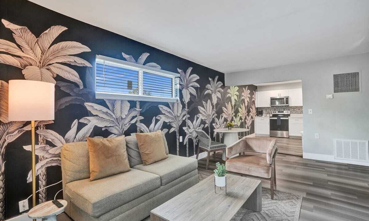 Photo of Livingroom in Harbordale