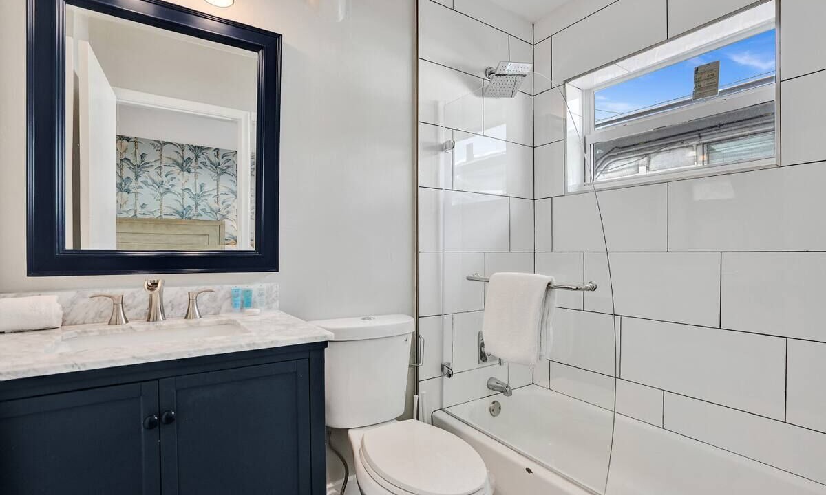 Photo of Bathroom in Harbordale