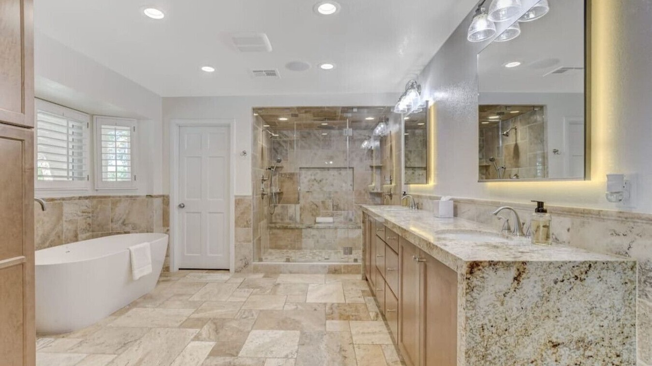 Photo of Bathroom in Paradise