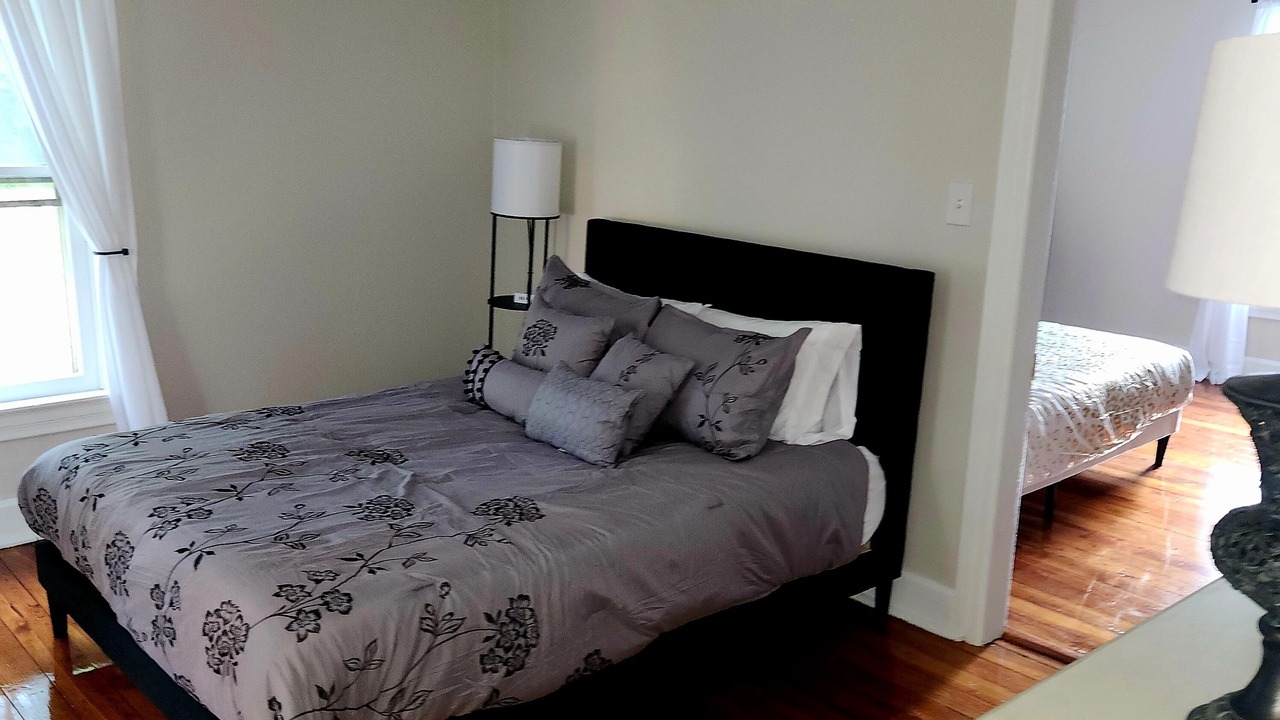 Photo of Bedroom in Rohrersville