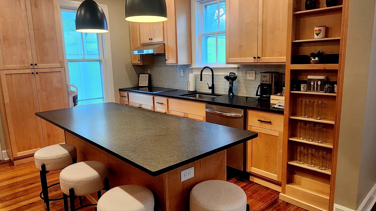 Photo of Kitchen in Rohrersville