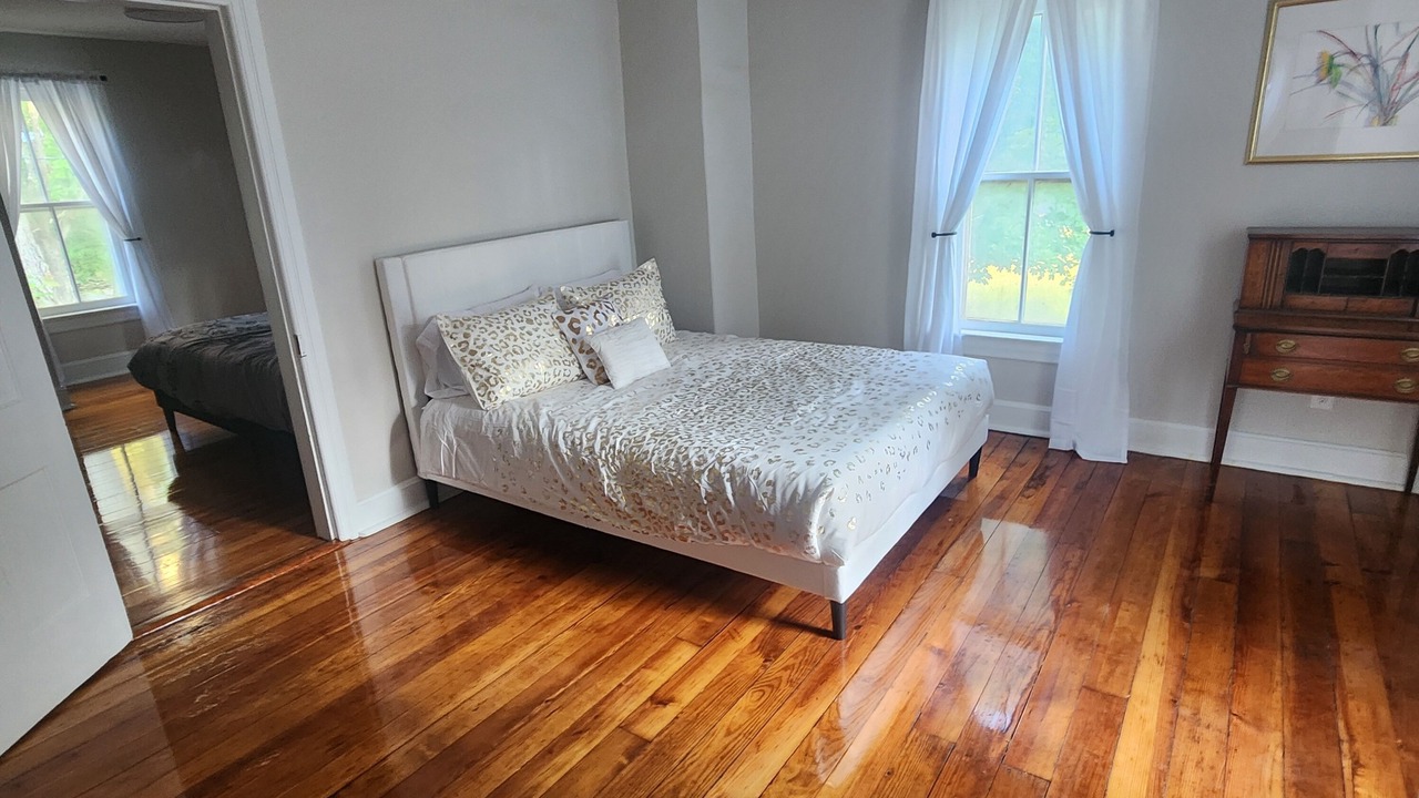 Photo of Bedroom in Rohrersville