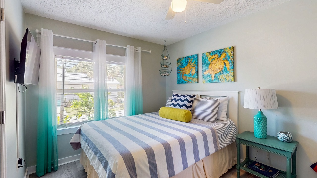 Photo of Bedroom in Bayou Oaks