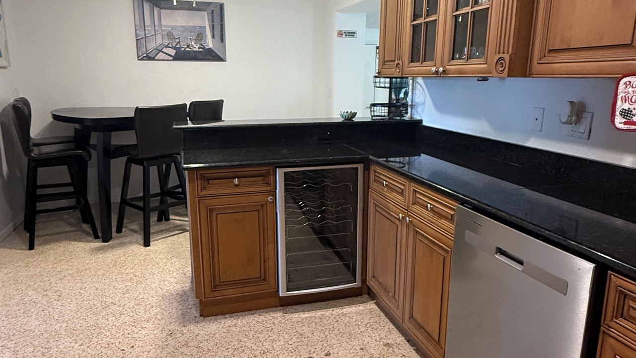 Photo of Kitchen in Gulf Gate Estates