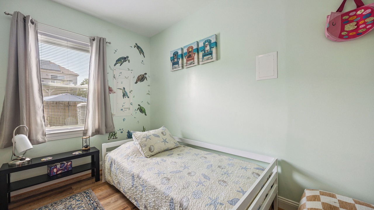 Photo of Bedroom in Fox Hill - Grandview