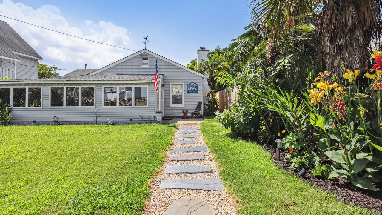 Photo of Outdoor in Fox Hill - Grandview