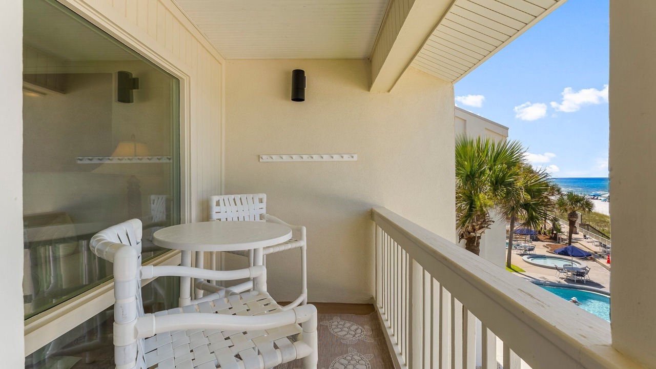 Photo of Patio Balcony in Fort Bay