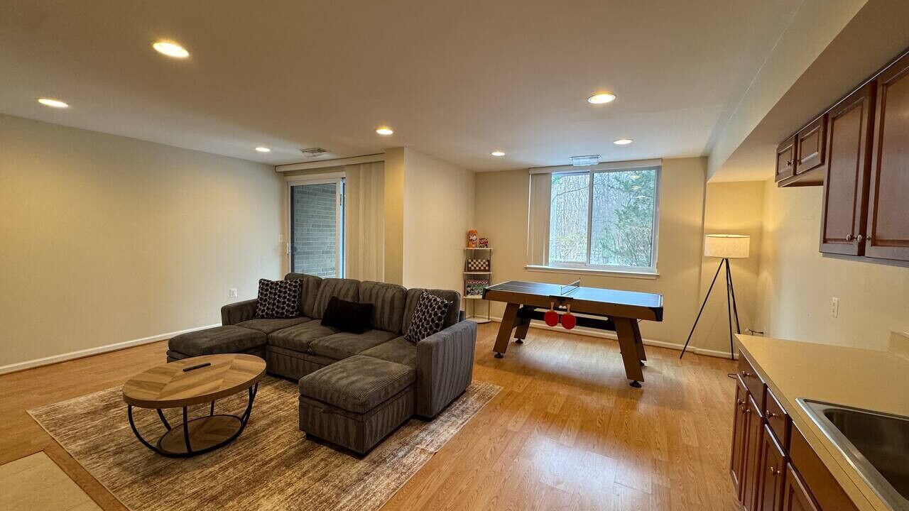 Photo of Livingroom in Potomac
