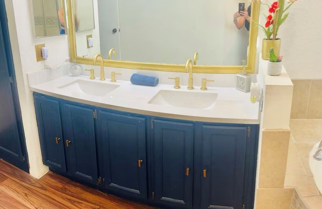 Photo of Bathroom in Pittmann