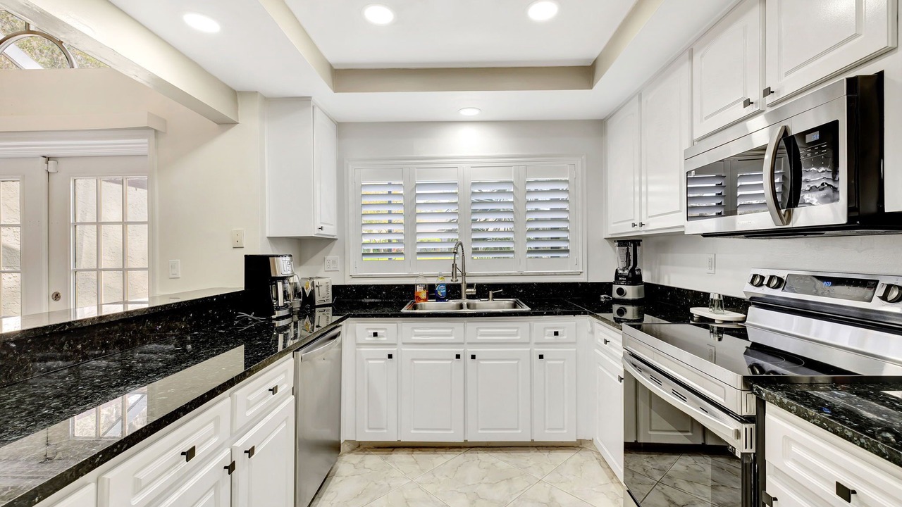 Photo of Kitchen in Saddlebrook