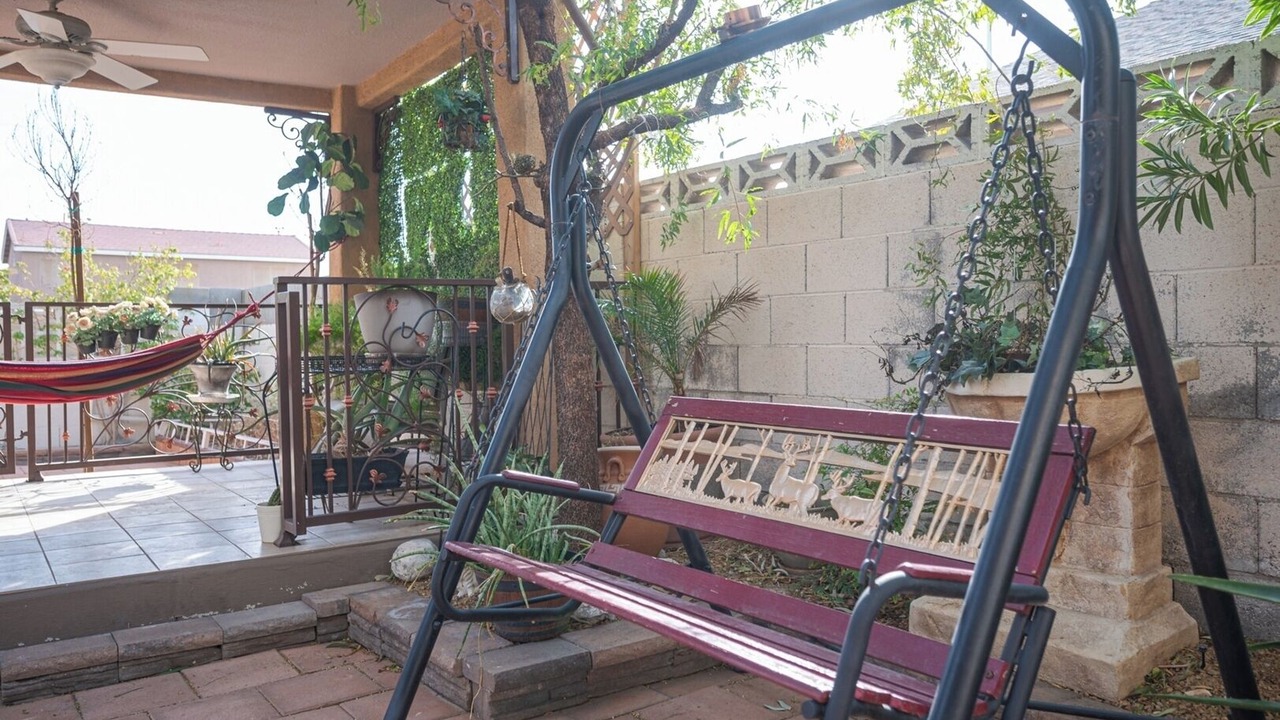 Photo of Patio Balcony in Sunrise Manor