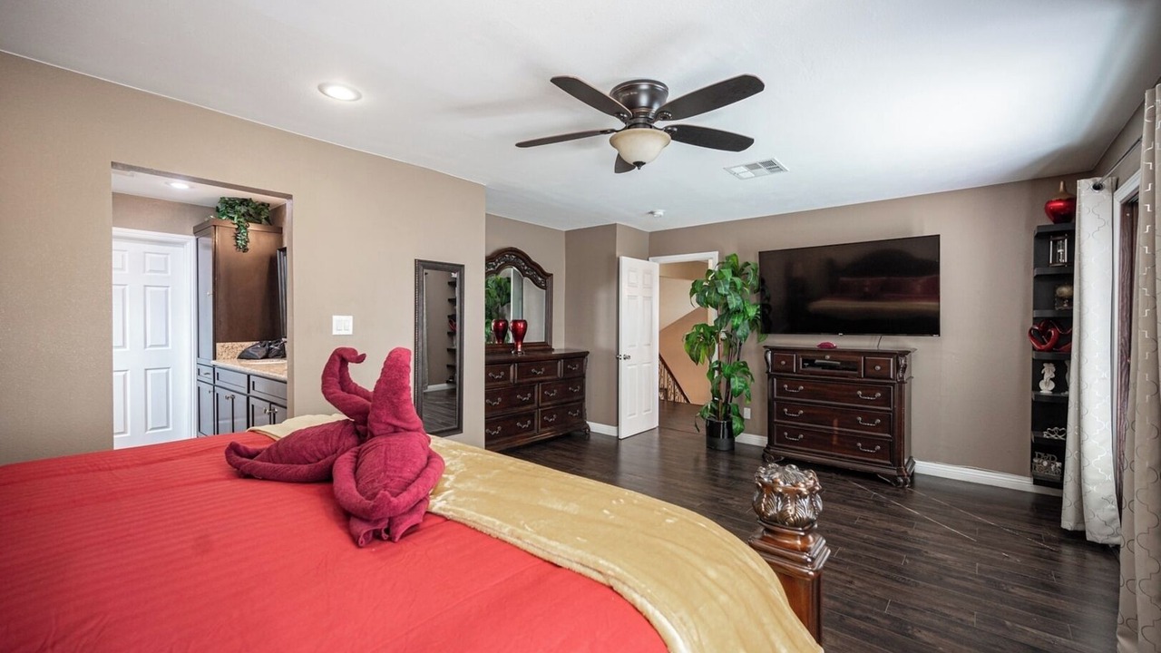 Photo of Bedroom in Sunrise Manor
