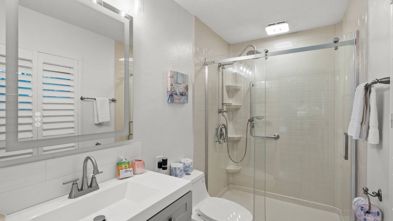 Photo of Bathroom in Gulf Gate Estates
