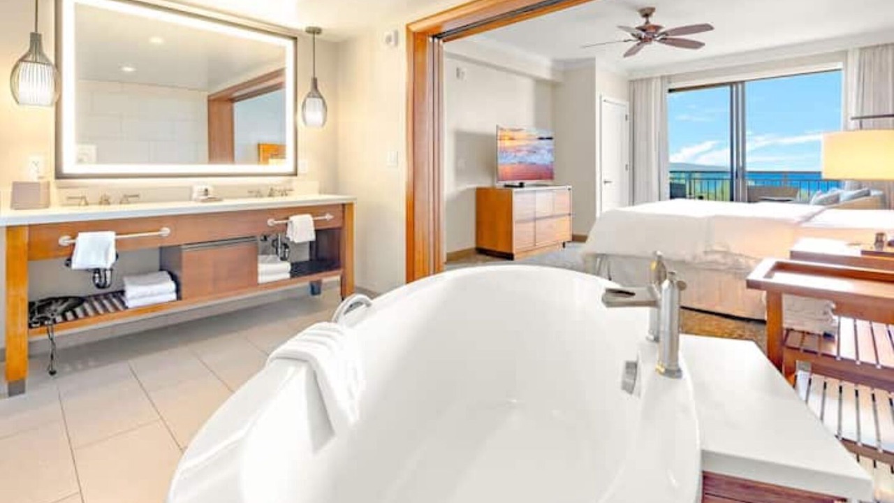 Photo of Bathroom in Lahaina