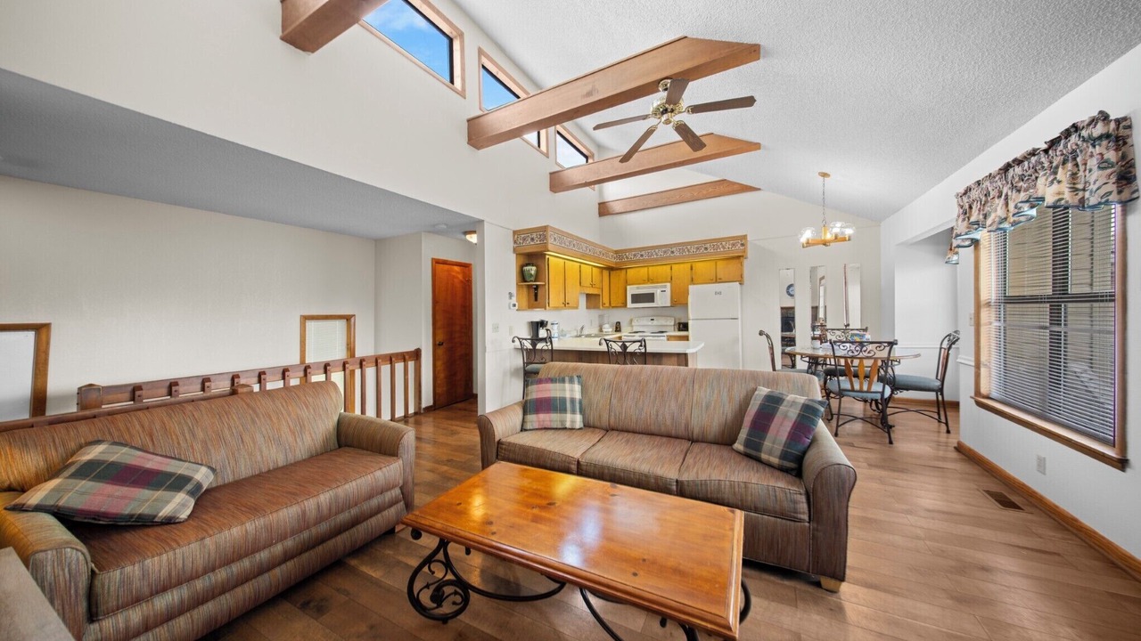 Photo of Livingroom in Lake Tansi