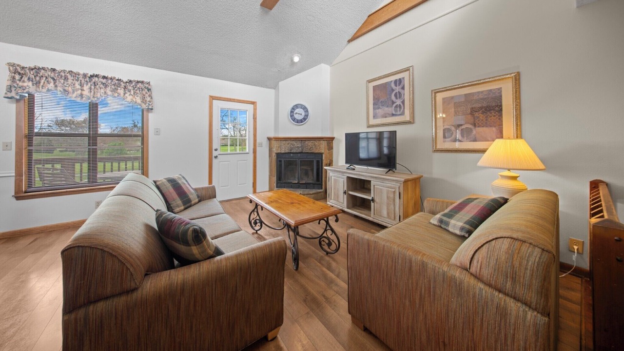 Photo of Livingroom in Lake Tansi