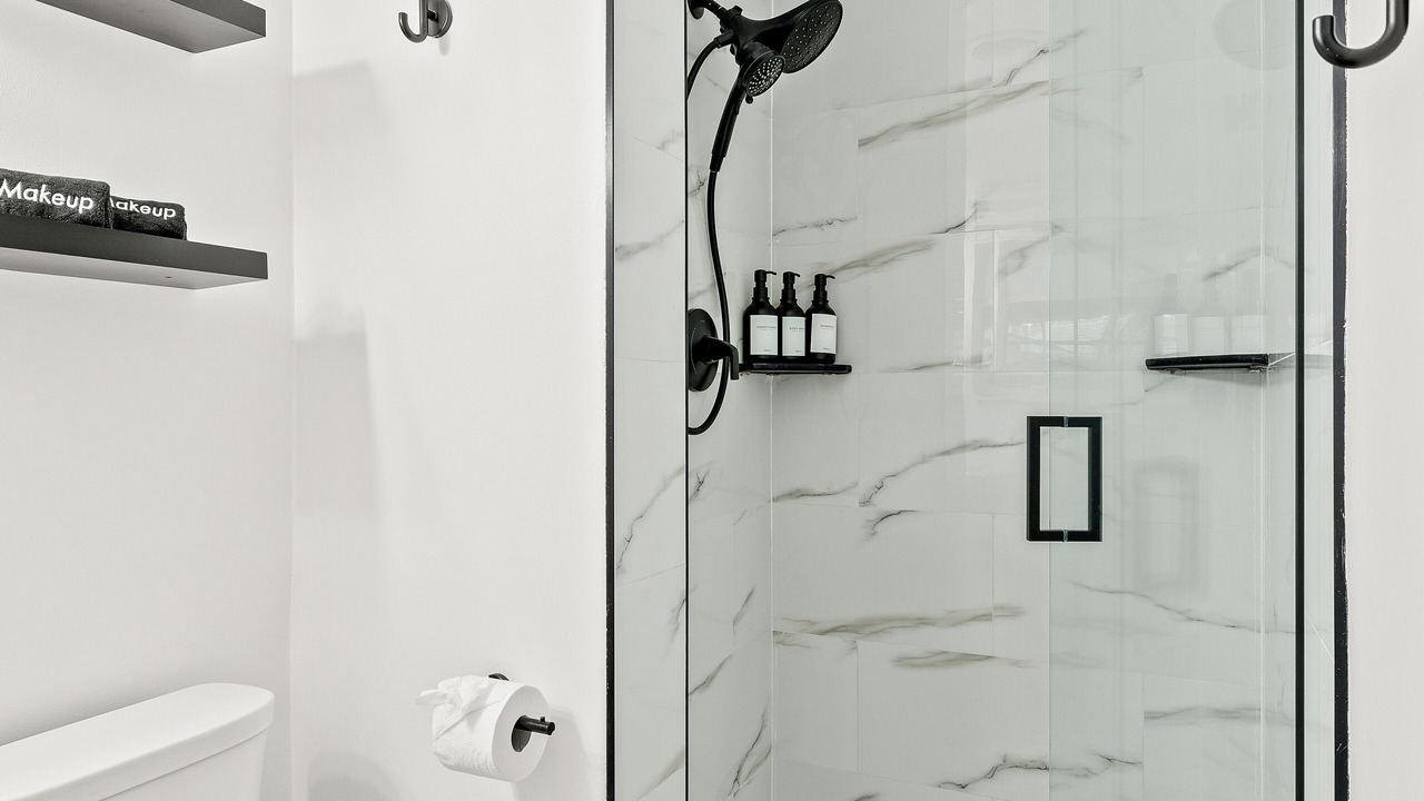 Photo of Bathroom in Coral Ridge Isles